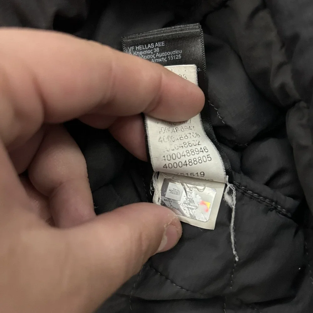 The North Face Jacket Mens Large Black Quilted Lightweight Thermoball Full Zip